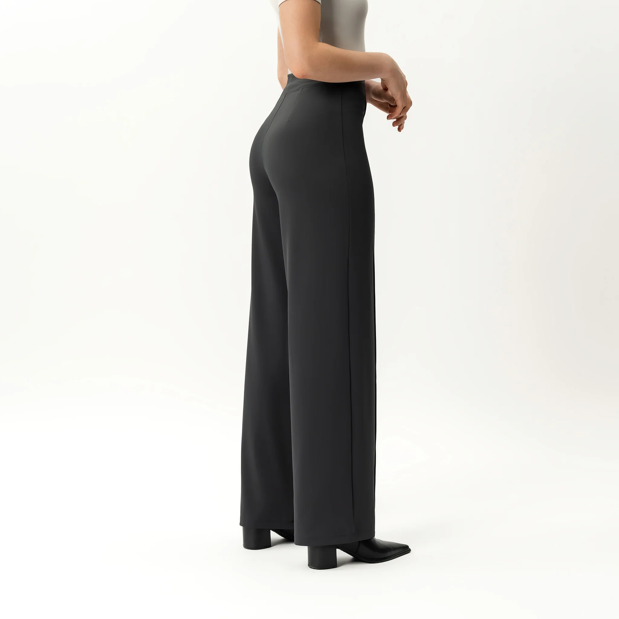 Asana Relaxed Front Crease Trouser - Image 4