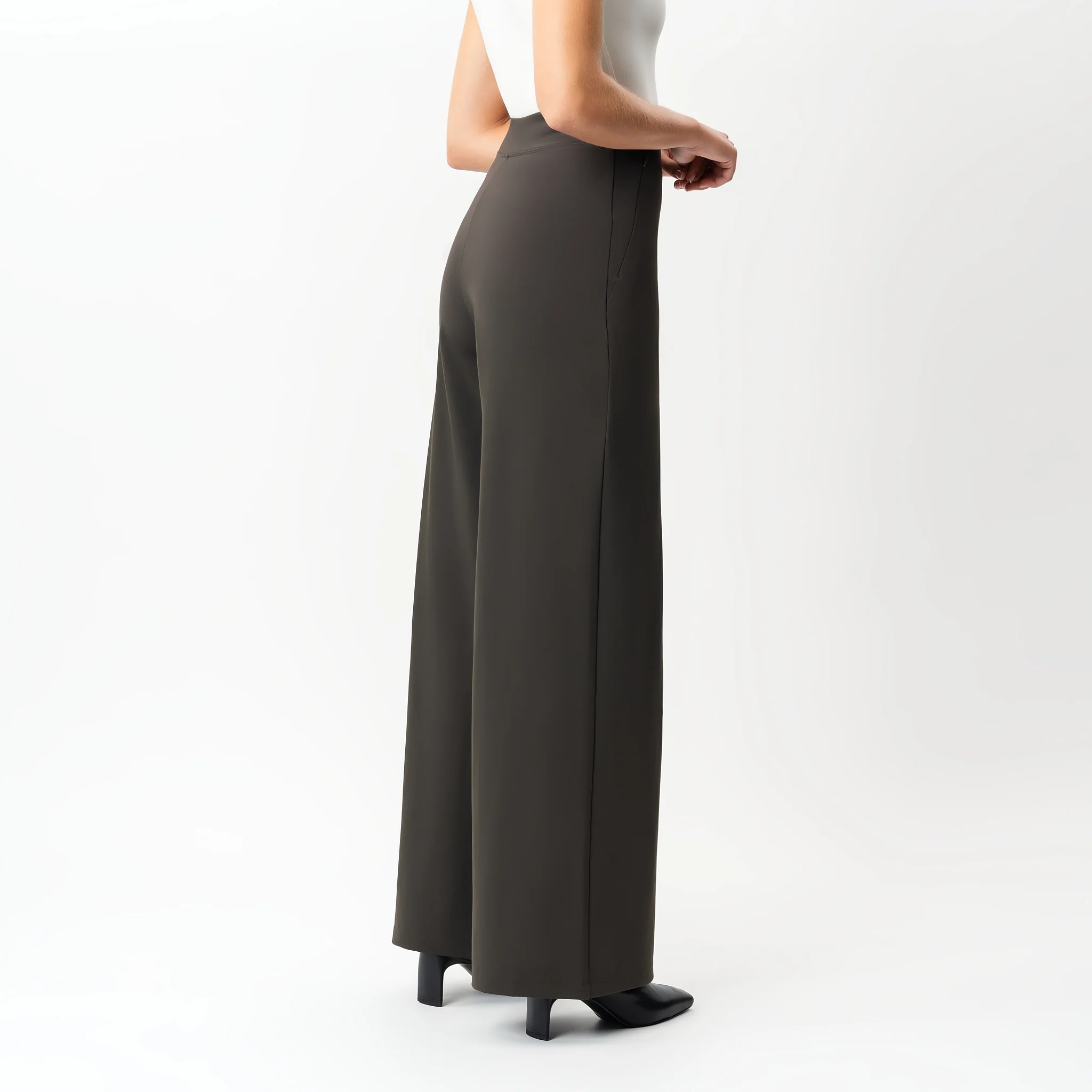 Asana Wide Trouser - Image 5