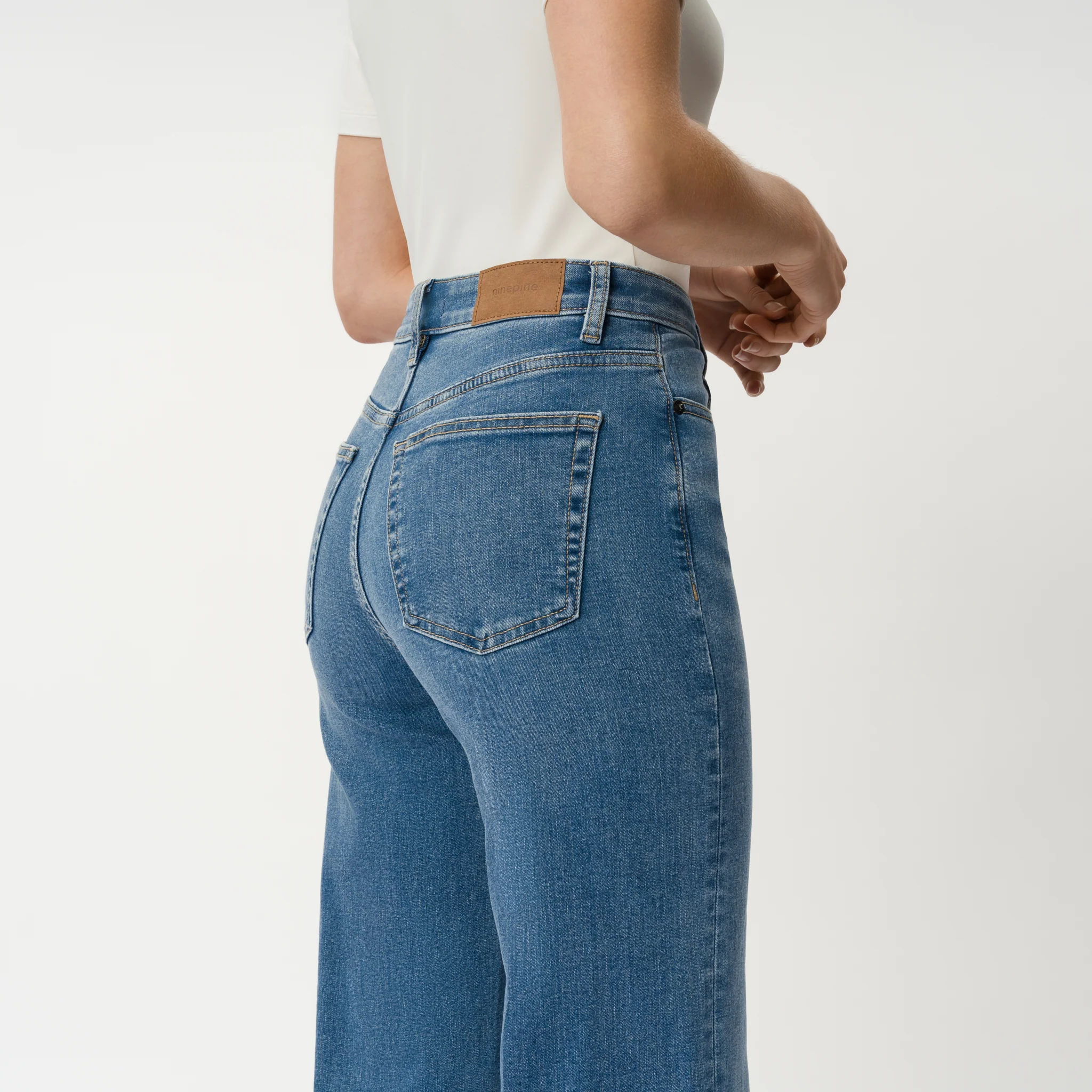 Relaxed ComfortDenim™ Jeans - Image 2