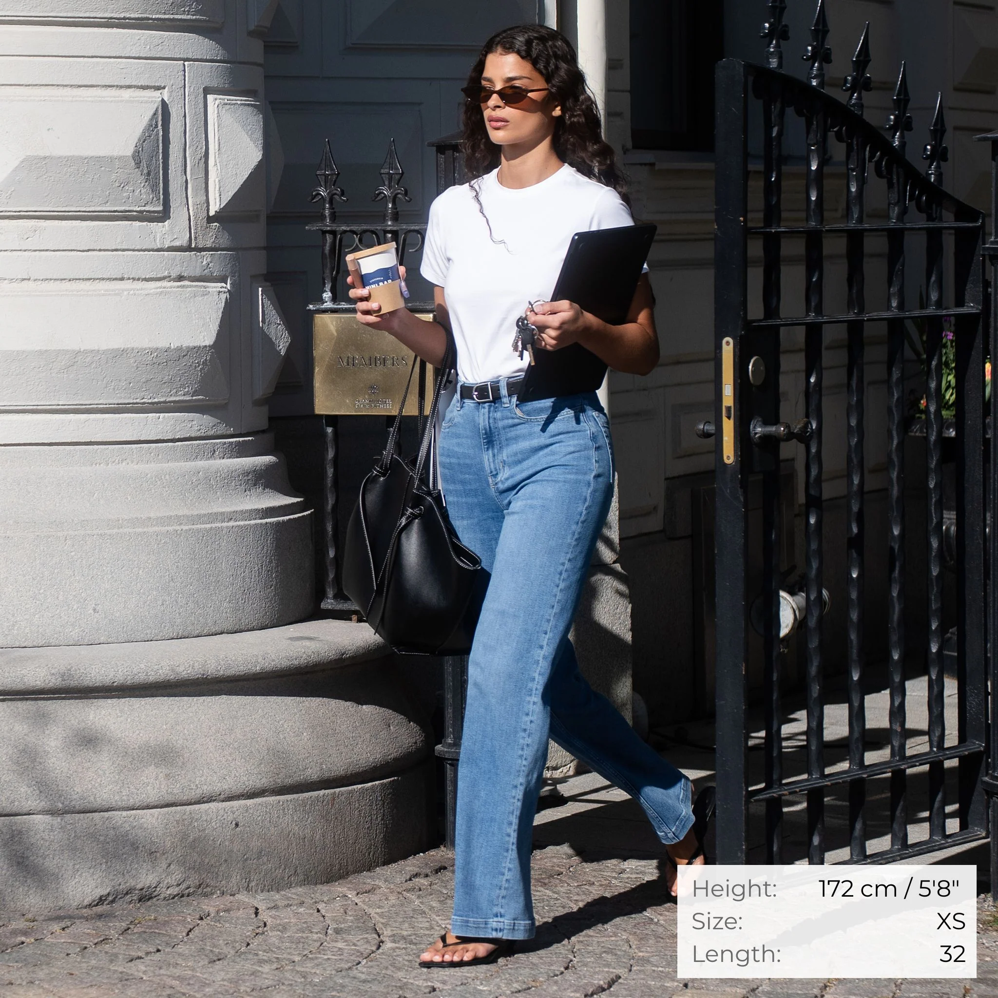 Flowy Summer ComfortDenim™ Jeans - Image 3