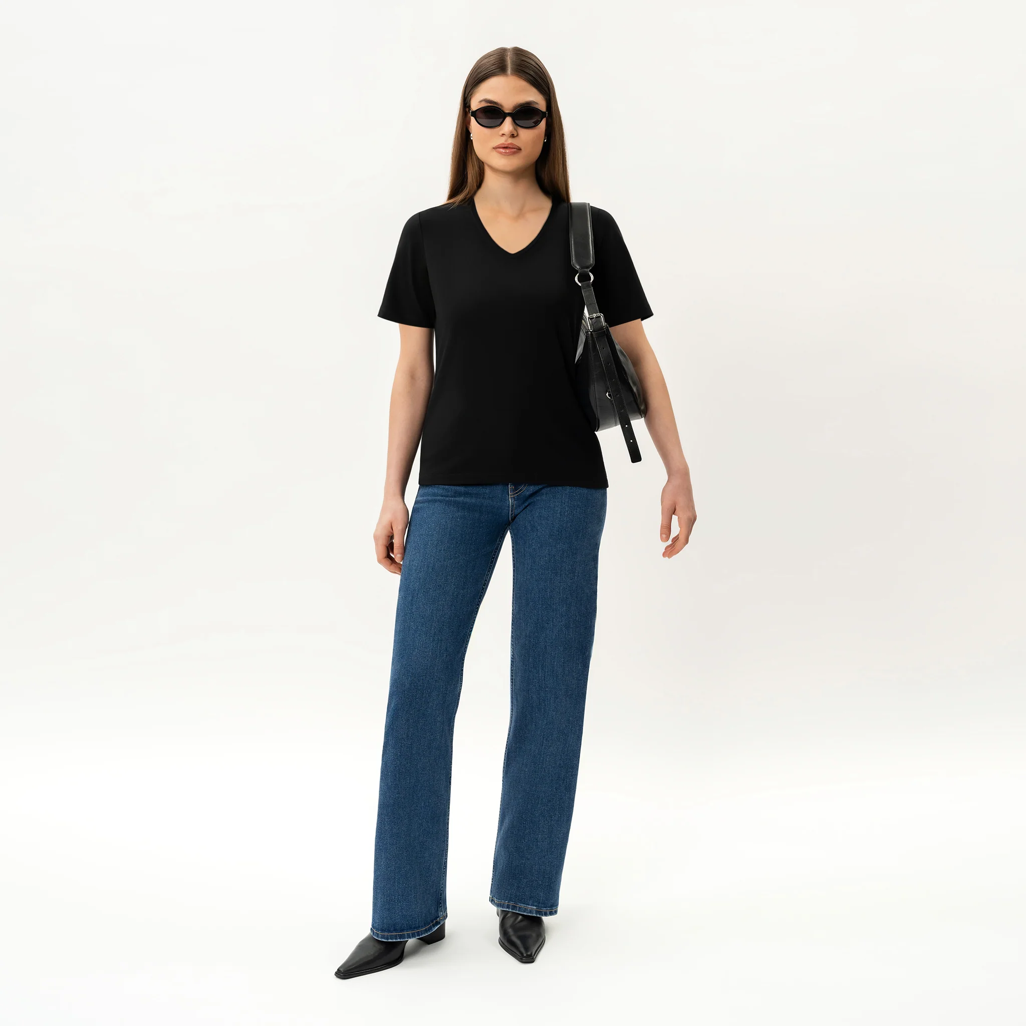 Fitted V-neck Pima T-shirt - Image 2