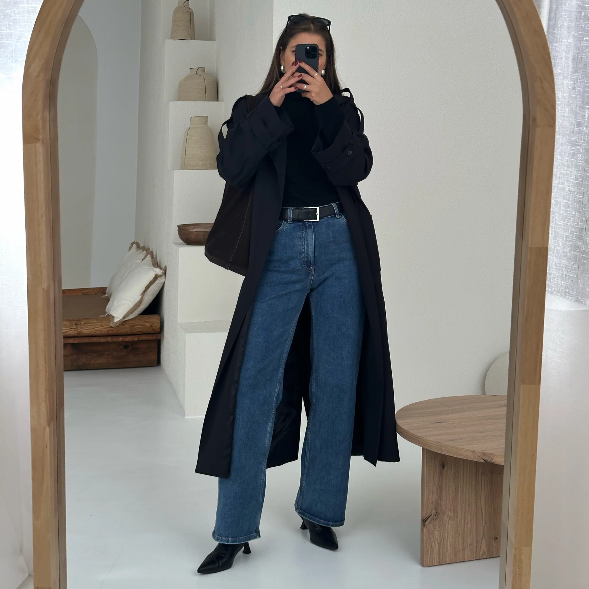 Relaxed ComfortDenim™ Jeans - Image 8